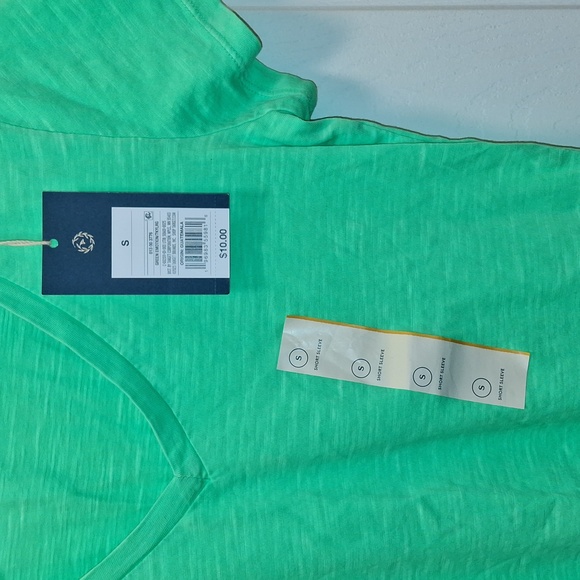 Universal Thread Green T Shirt - Picture 3 of 7